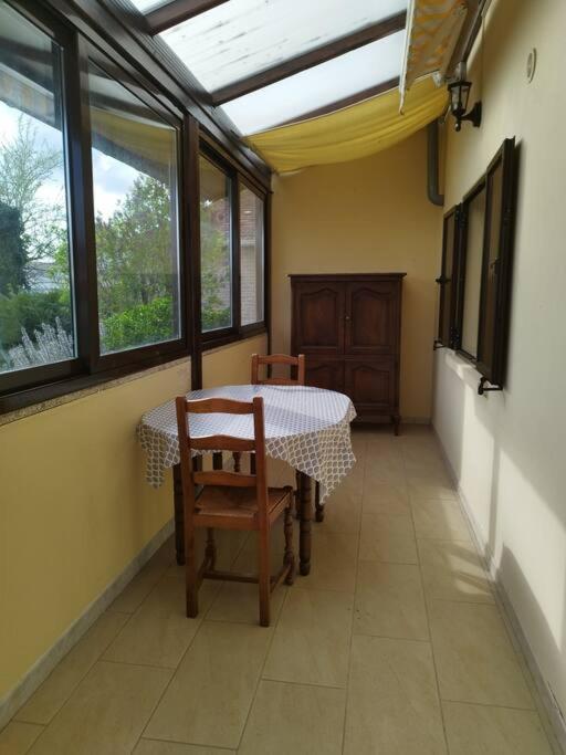 Villa L'Hirondelle Du Faubourg Bar-sur-Aube Esterno foto